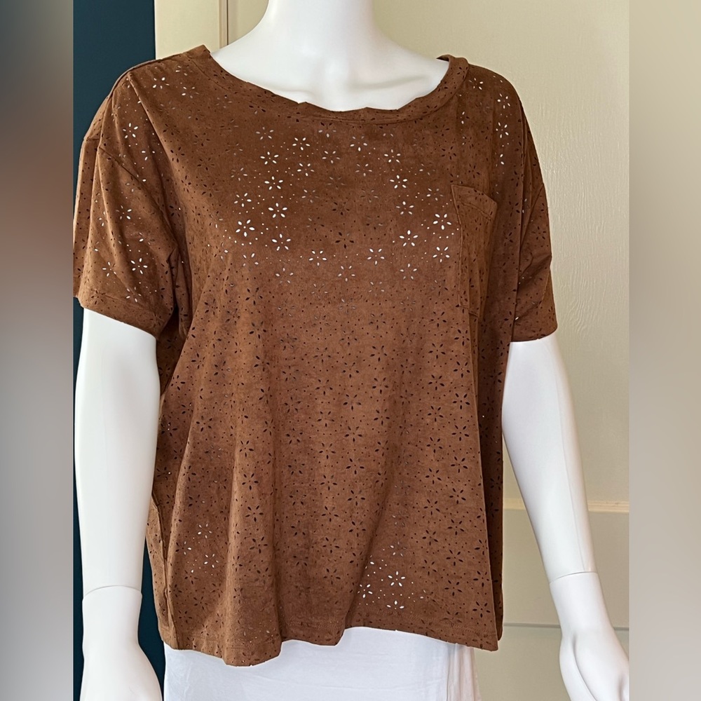 Ralph Lauren Denim & Supply, Faux Suede Short-sleeve Laser cut top. Medium